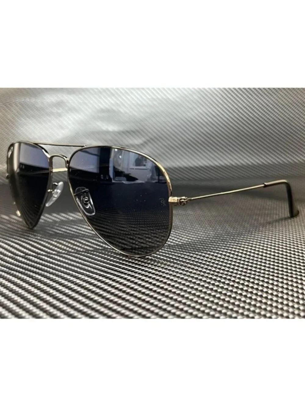 New Ray-Ban Men  Gunmetal Sunglasses  55- 14- 135